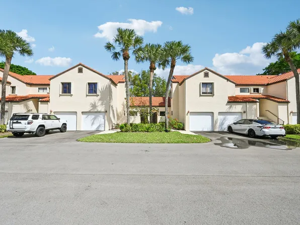 22 Via De Casas #103, Boynton Beach, FL 33426