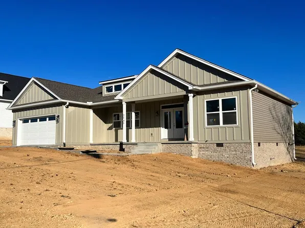 2545 Whispering Oaks Ln, Cookeville, TN 38501