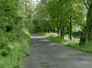 79 Meyers Rd, Bethany, CT 06524