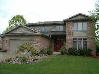 3341 Falcon Ridge Ct NE, Grand Rapids, MI, 49525