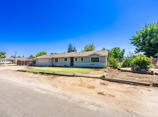 5468 E Saginaw Way, Fresno, CA 93727