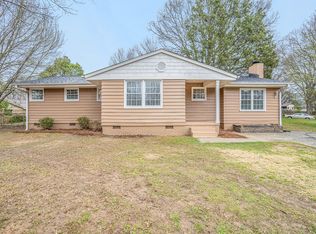 3825 Litchfield Rd, Charlotte, NC 28211