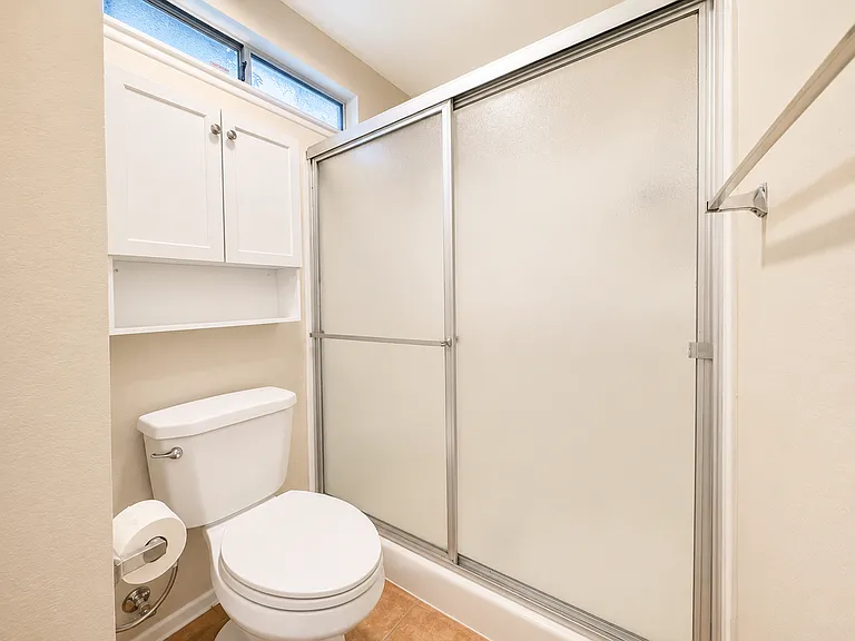 1629 Windmill Ln #E — Photo 10