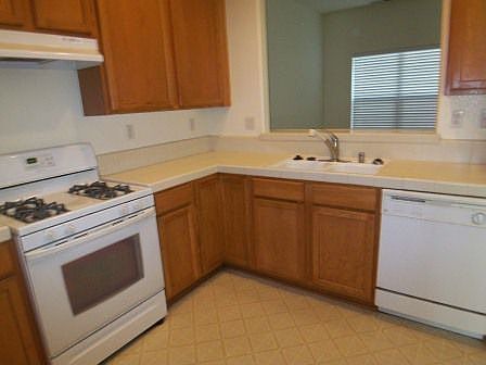 2nd image of 2948 Flora Springs Way