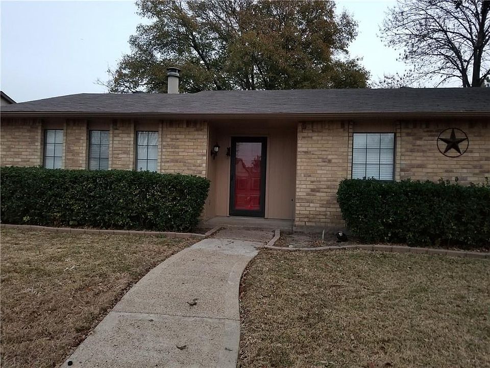 1st image of 447 Cambria Dr