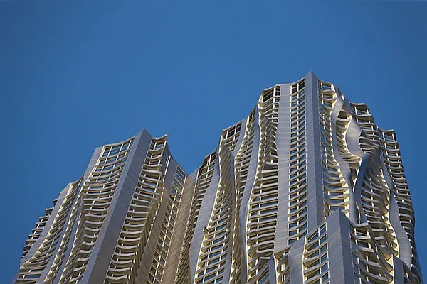 Rented by Compass | media 24