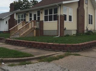 2317 32nd St, Moline, IL 61265