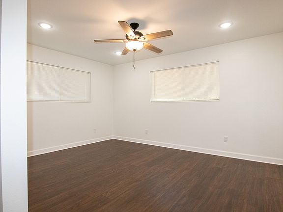 5th image of 245 Bayou Dr