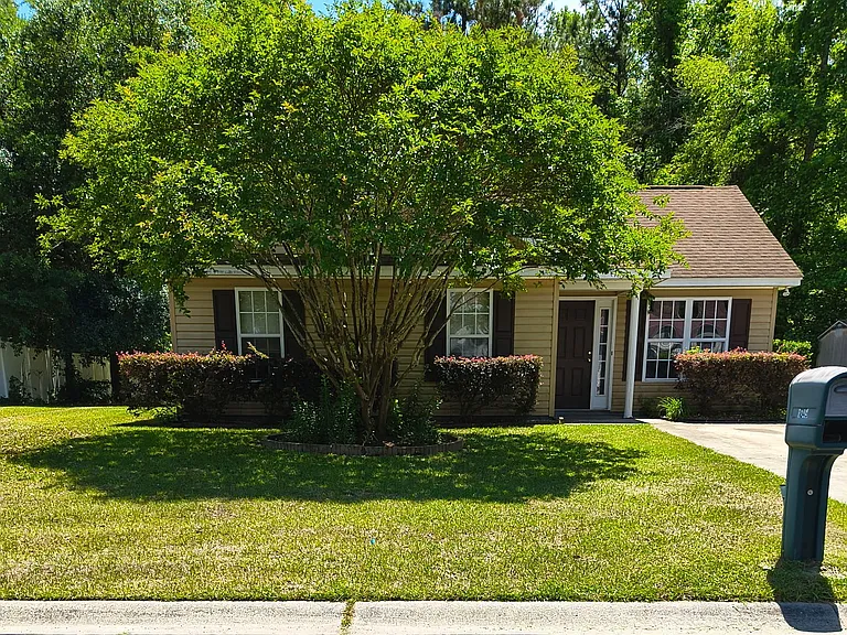 1849 Athens Dr — Photo 1