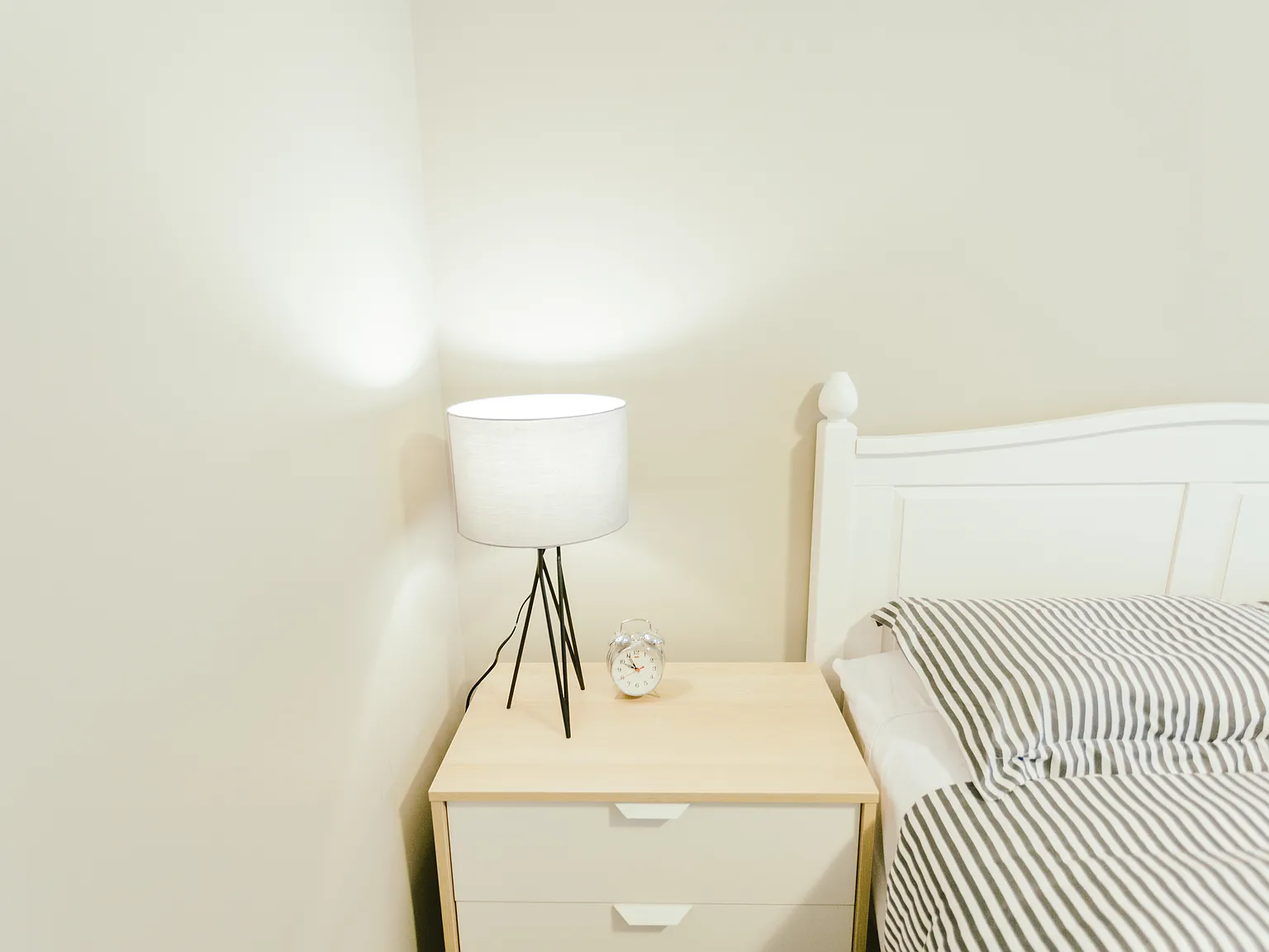 1 bed, 1.5 bath, 2000 sqft, $1,600 — Photo 4