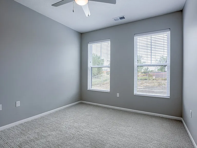 Pearson - 1 Bed / 1 Bath - 909 Sq.Ft.