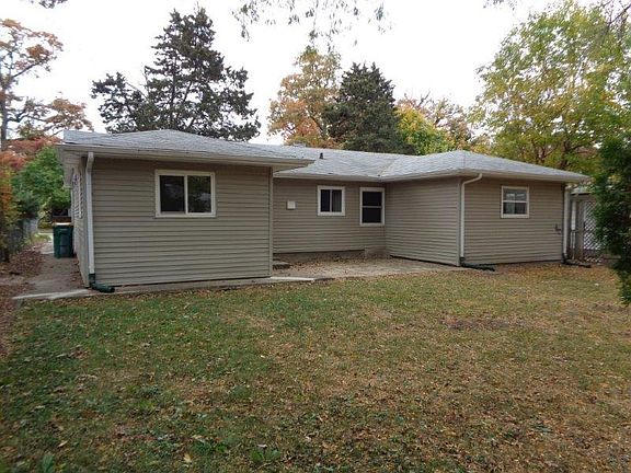 2nd image of 807 Westwood Ave