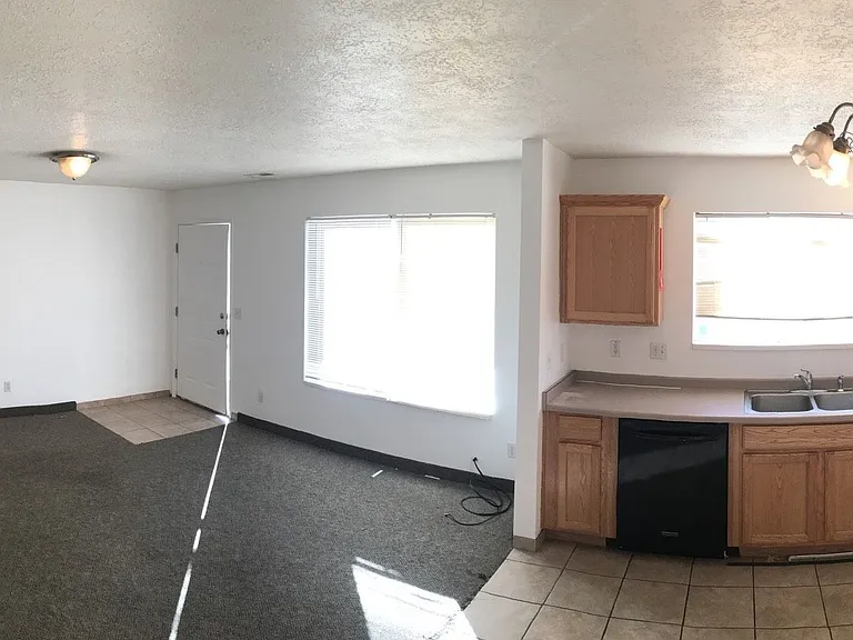 144 N 100 W #3 — Photo 3