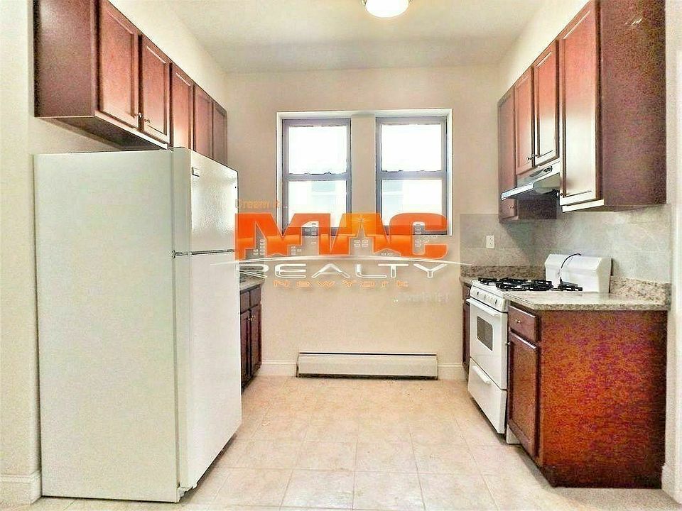 1st image of 22-42 27th St #2