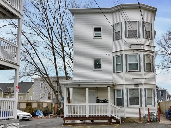 208-210 Abbott St, Lawrence, MA 01843