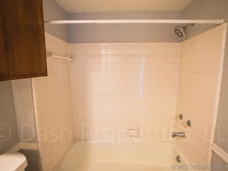 5104 S 75th East Ave — Photo 27
