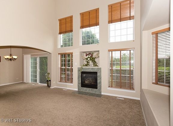 5th image of 18 Lily Ct #18