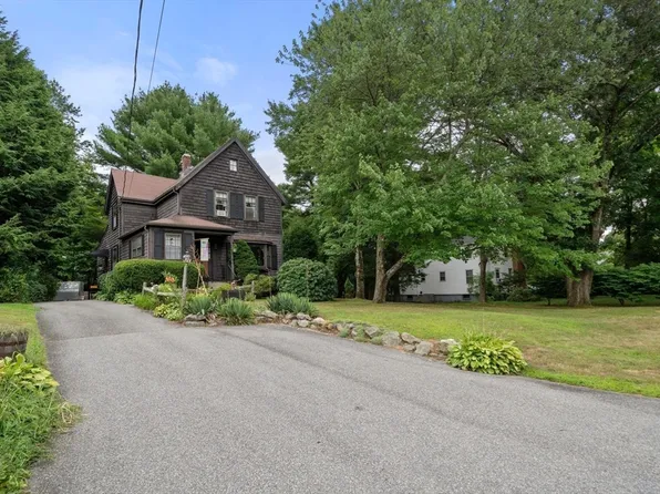 68 Curtis St, Reading, MA 01867