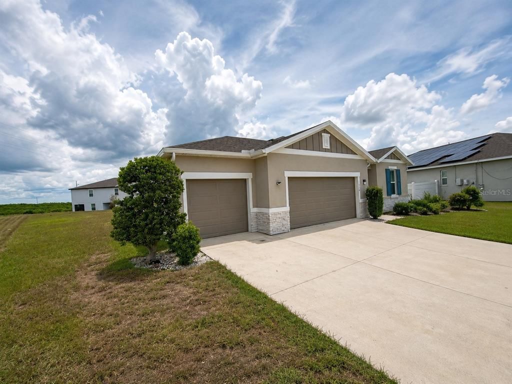 236 Hillcrest Dr, Dundee, FL - View 2