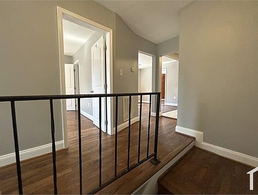 4th image of 8508 Chestnut Oak Rd