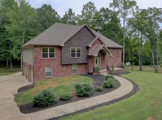 375 Salem Ridge Rd, Clarksville, TN 37040