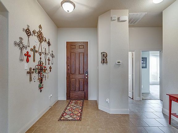 4th image of 125 Sierra Dr