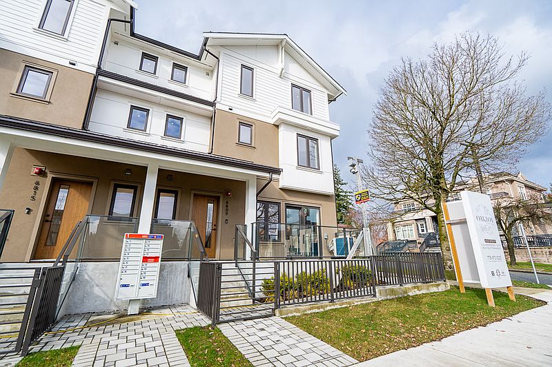Vancouver Townhouse for rent - 3 Bedrooms — photo 25