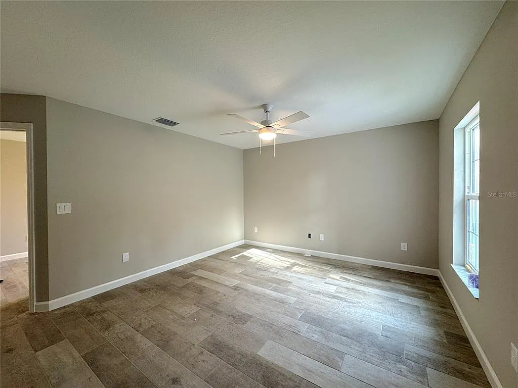 2 bed, 2.0 bath, 930 sqft, $1,500 — Photo 3