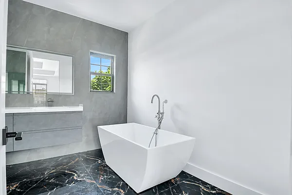 Rented by Brick Real Estate | media 26