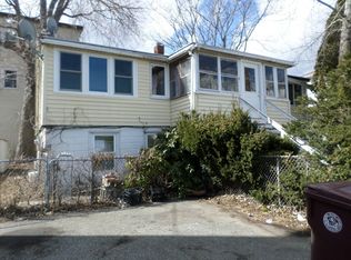 8 Avon St, Revere, MA 02151