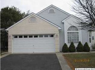 35 Lambert Way, Toms River, NJ 08757
