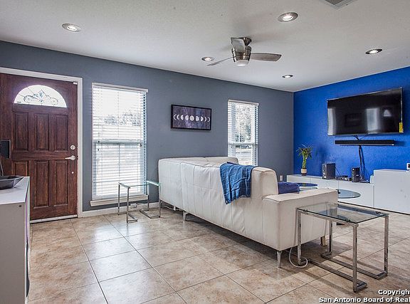 2nd image of 5011 Fairford Dr