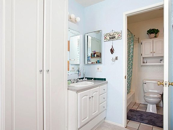 4th image of 7508 Parkway Dr Unit 205