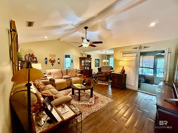 2nd image of 6 McCue Cir