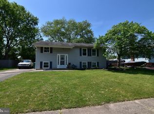 417 Longfield Rd, Newark, DE 19713