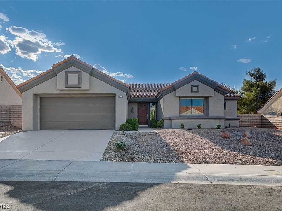 1st image of 2613 Tumble Brook Dr