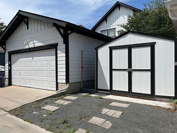 4th image of 2842 Valentia St