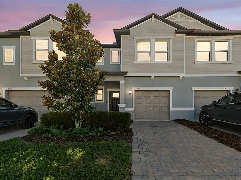 21818 Lyonia Ln — Photo 1