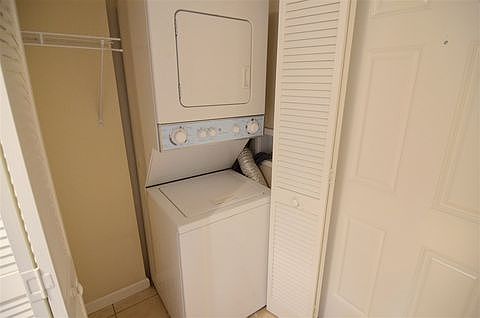 3rd image of 1810 NW 23rd Blvd APT 263
