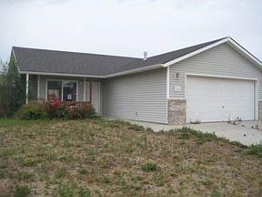 2nd image of 936 N Douglas Ave