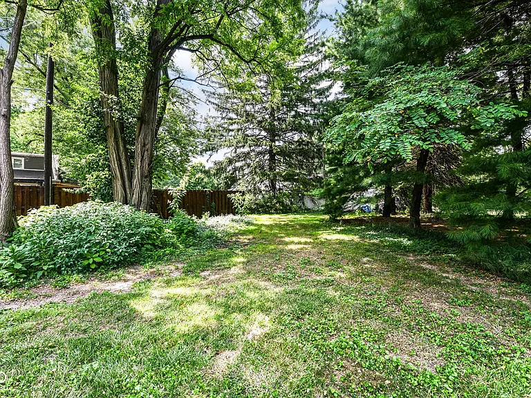 1220 Oak Ridge Dr — Photo 30