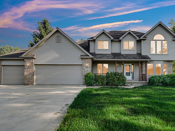 3rd image of 588 Mayapple Dr