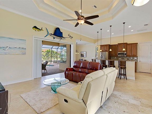 3rd image of 2802 Magdalina Dr