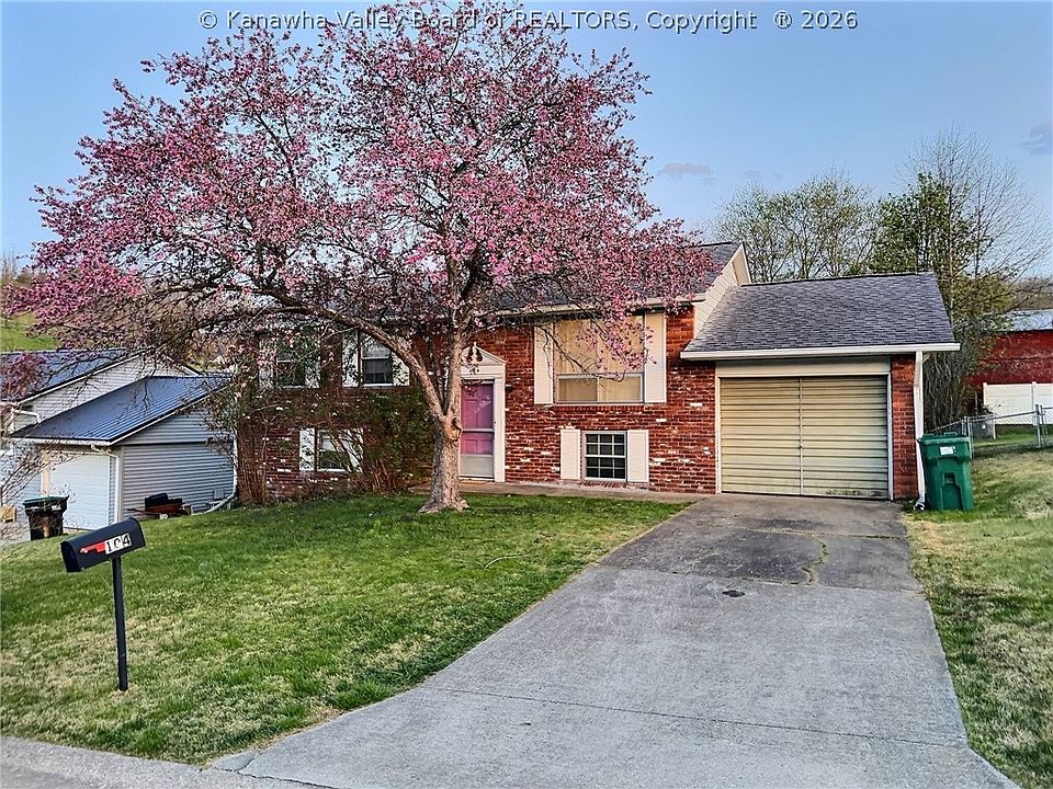 1st image of 104 Dodd St