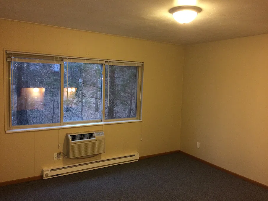 Westwood Apartments - 22 — Photo 4