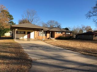 622 Chestnut St, Columbus, MS 39702