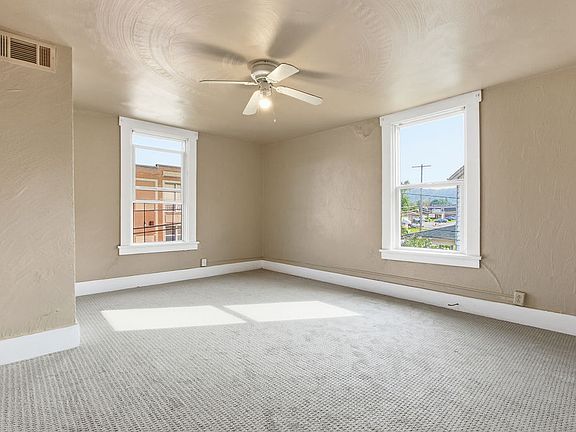 3rd image of 5816 Smithfield St APT 1