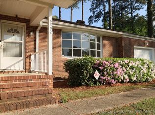 6302 Cool Shade Dr, Fayetteville, NC 28303