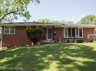 2710 25th St, Des Moines, IA 50310