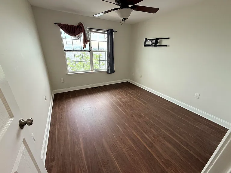 21 Lee Ct — Photo 4